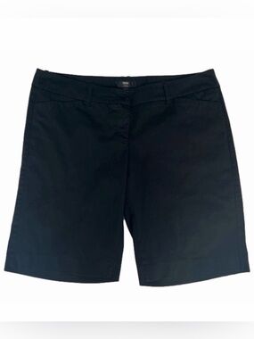 MOSSIMO Plus Size 16 Lady’s Black Walking Shorts, 10.5 Inch Inseam, Preloved